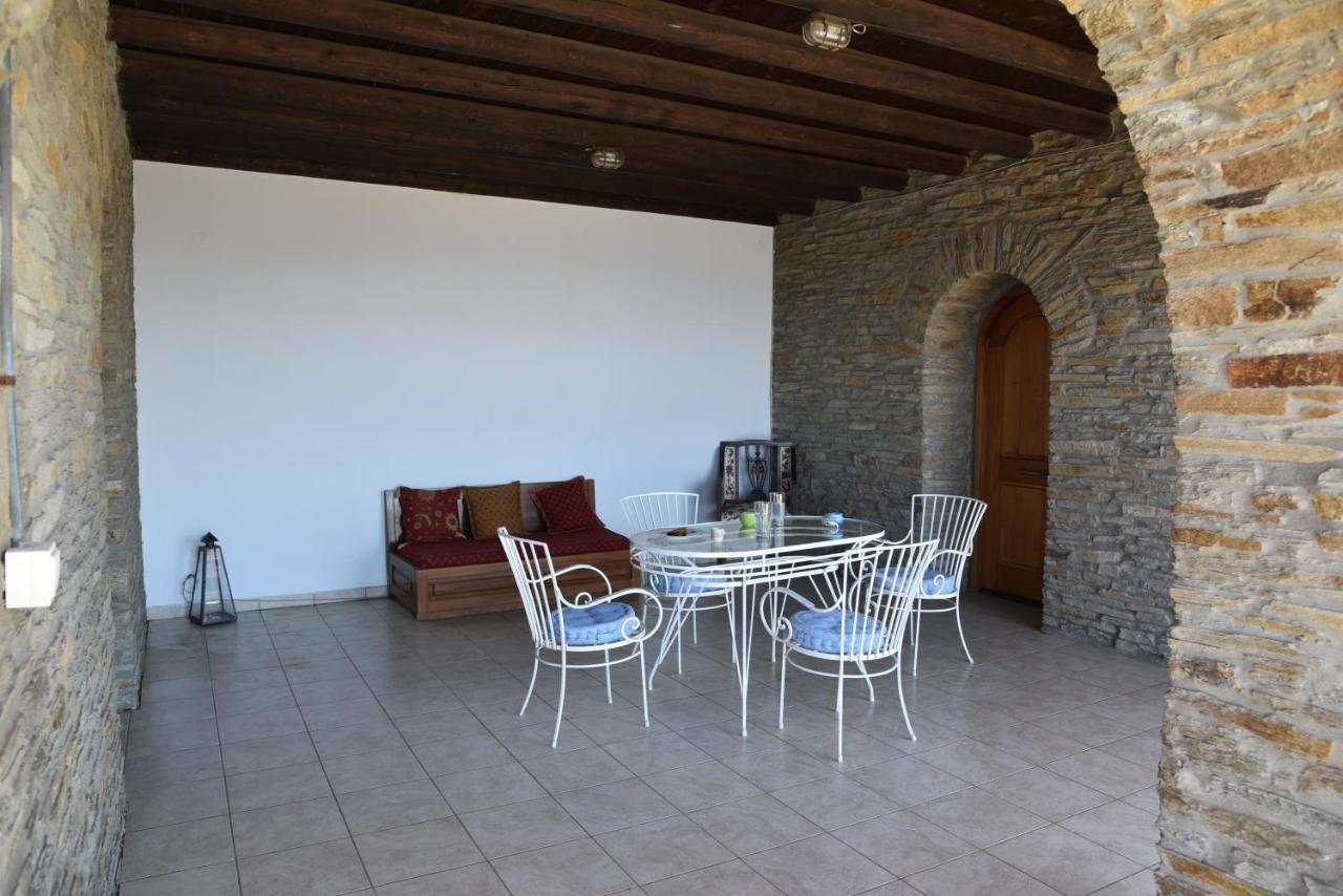 Andros Escape * Korthio