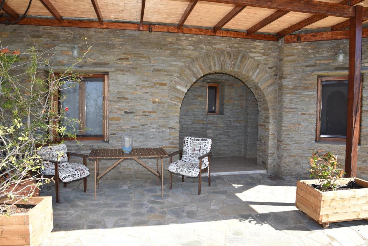 Andros Escape Case de vacanță