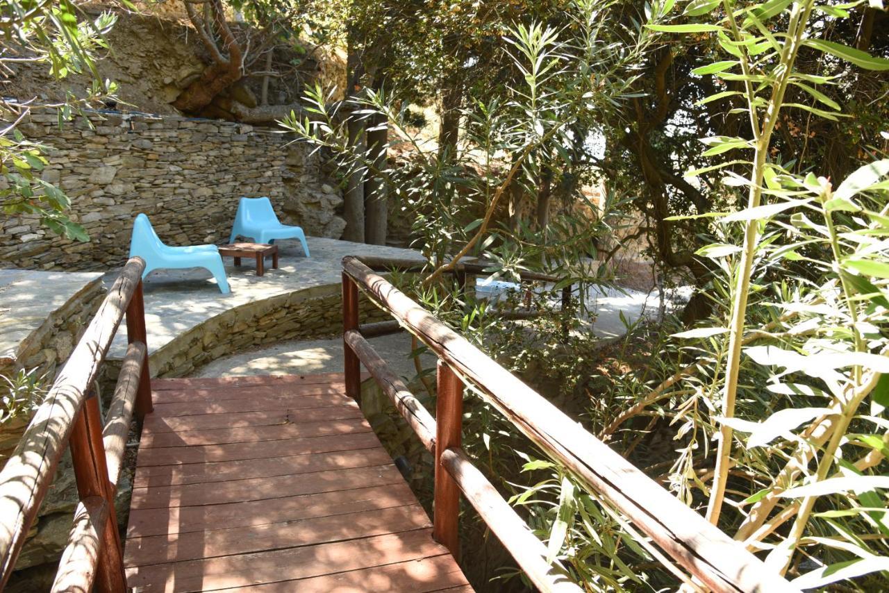 Andros Escape * Korthio