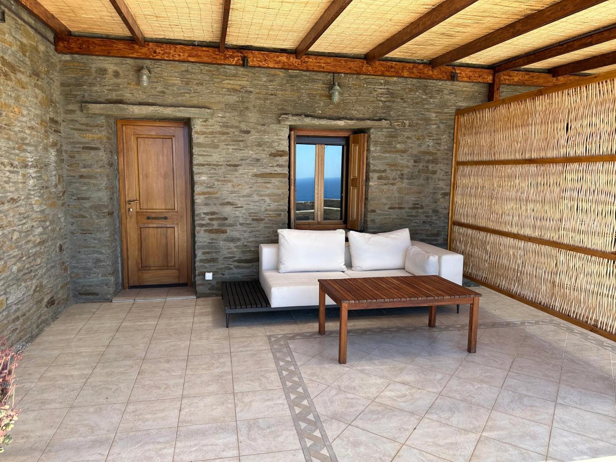 Case de vacanță Andros Escape