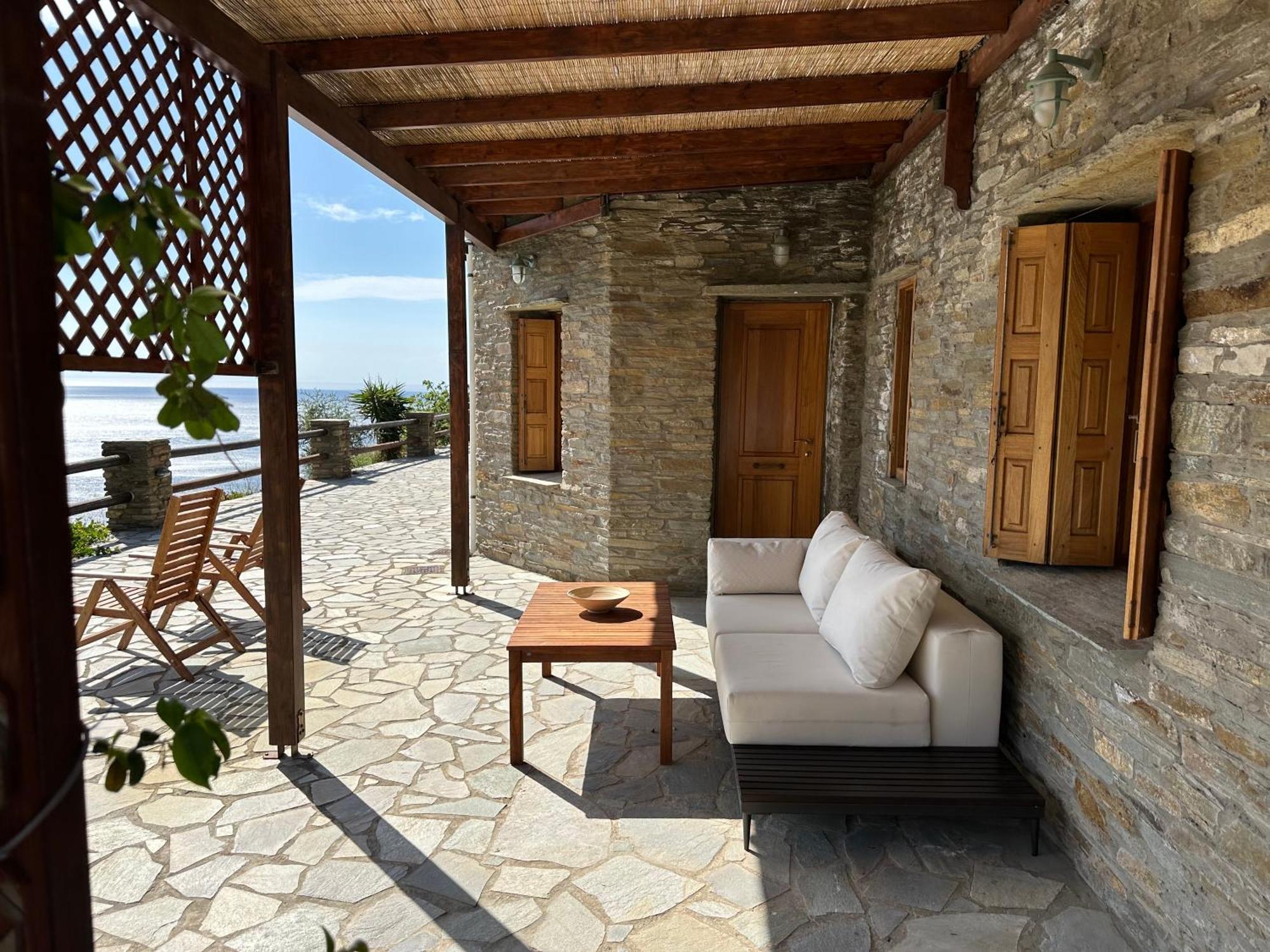 Andros Escape Korthio